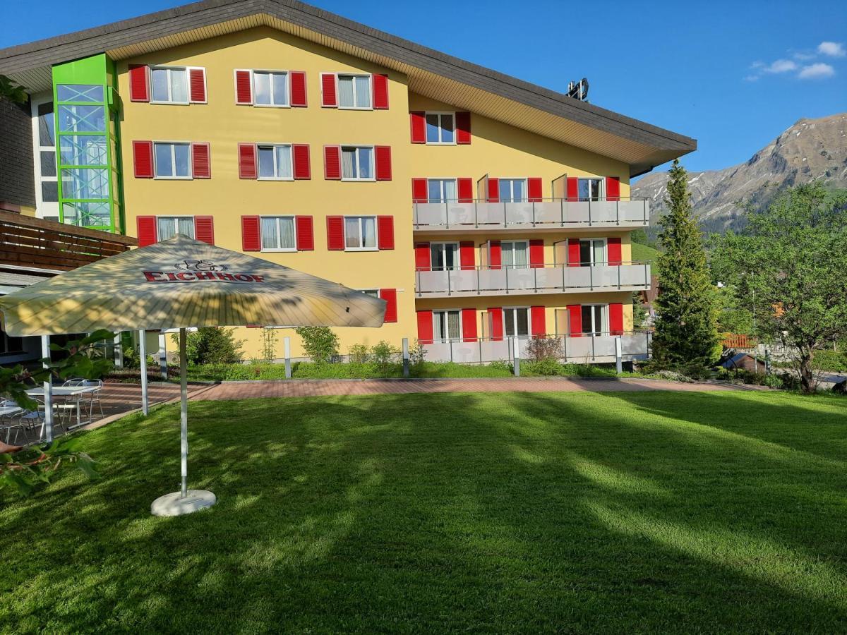 Hotel Cristal Soerenberg Bagian luar foto