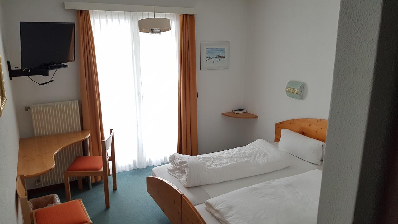 Hotel Cristal Soerenberg Bagian luar foto
